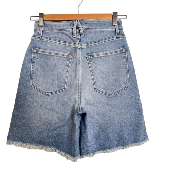 NEW Good American A Line Denim Frayed Shorts - Picture 8 of 10